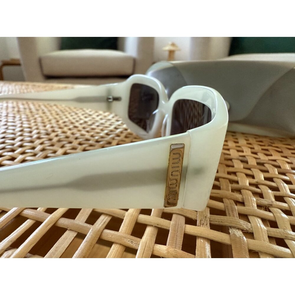 Vintage Miu Miu Smu-Series Oversized Rectangular … - image 2